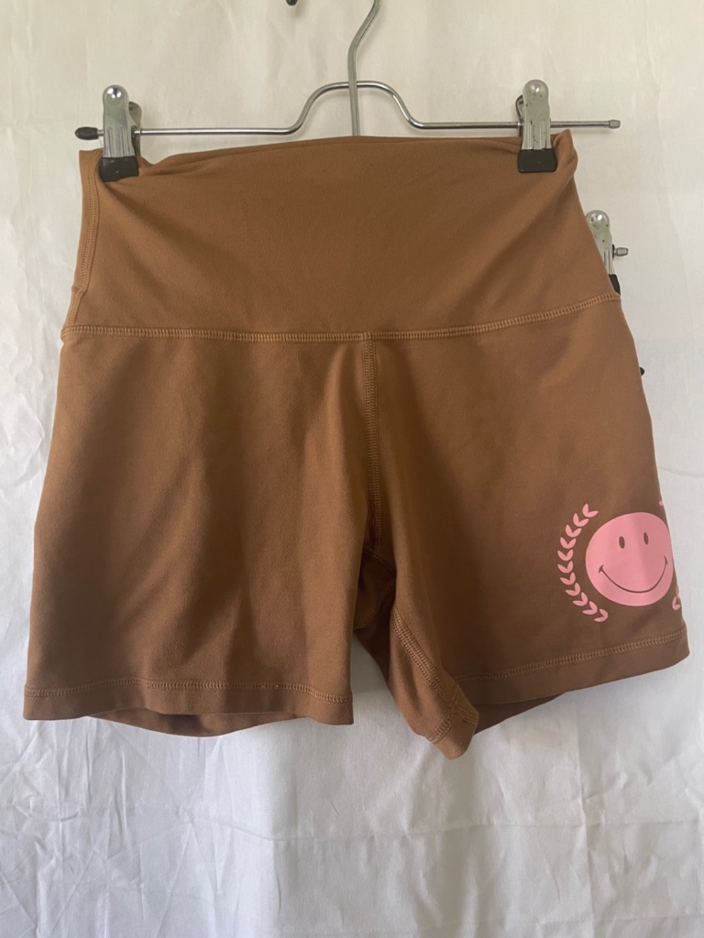 High-Waist Brown Women’s Active Shorts with Pink Smile Graphic